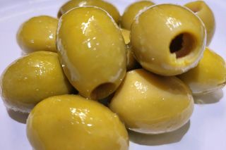 Martini Green Pitted Kolossal Olives in brine 3kg DW